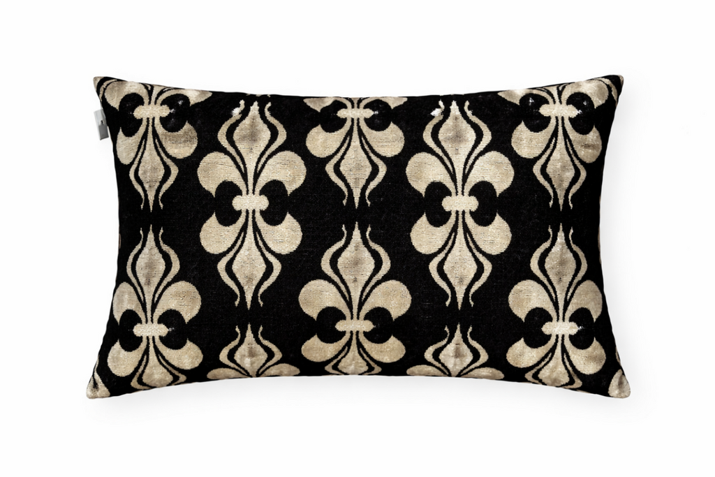 Arabesque Black