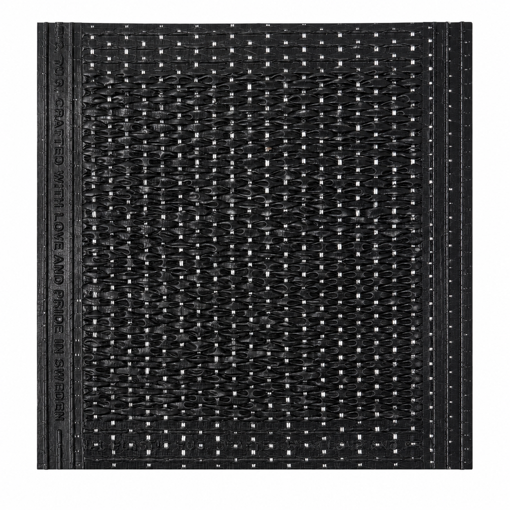 Svea Black